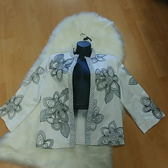 VTG- Trenz by Theresa Renz Floral Embroider Blazer - Picture 7 of 8